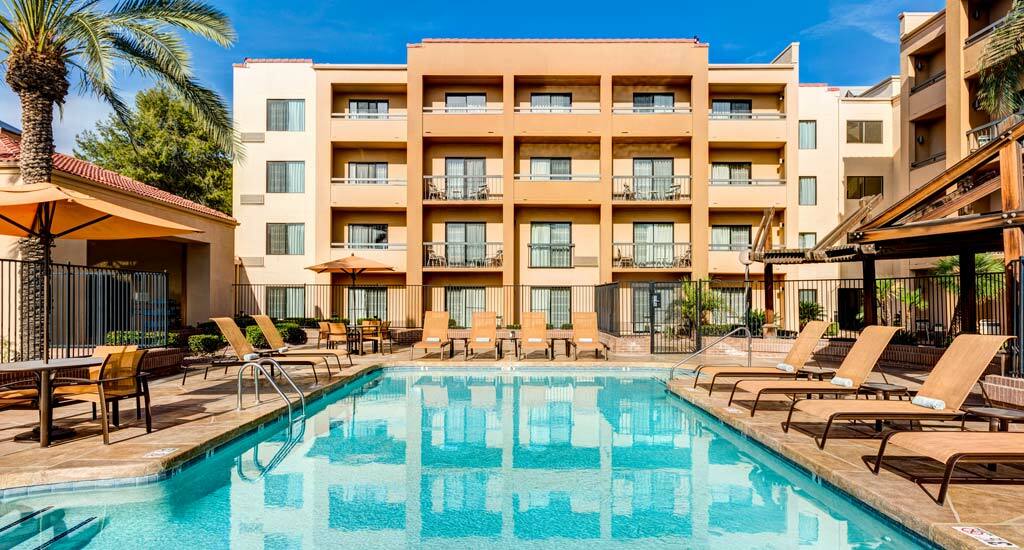 Courtyard By Marriott Phoenix Airport Dış mekan fotoğraf